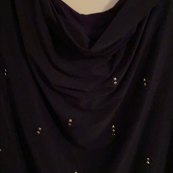 NWT Navy top with great details! - Picture 3 of 3